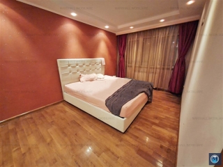 Apartament 4 camere de vanzare, zona Nord, 80.62 mp