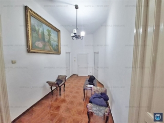 Casa cu 4 camere de vanzare, zona Central, 113 mp