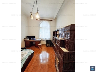 Casa cu 4 camere de vanzare, zona Central, 113 mp