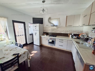 Vila cu 4 camere de vanzare in Cocosesti, 190 mp