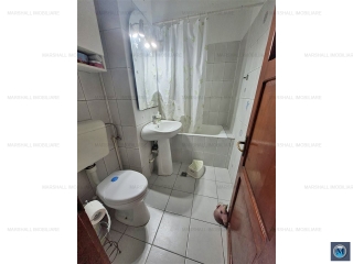 Apartament 2 camere de vanzare, zona Malu Rosu, 50 mp