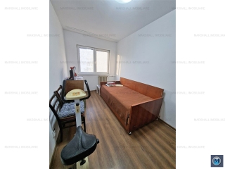 Apartament 3 camere de vanzare, zona Nord - Spitalul Judetean, 56 mp