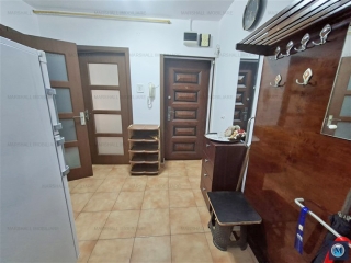 Apartament 3 camere de vanzare, zona Nord - Spitalul Judetean, 56 mp