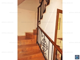 Vila cu 6 camere de vanzare, zona Malu Rosu, 300 mp