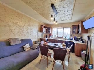 Vila cu 4 camere de vanzare in Strejnicu, 116,74 mp