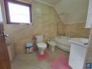 Vila cu 4 camere de vanzare in Strejnicu, 116,74 mp