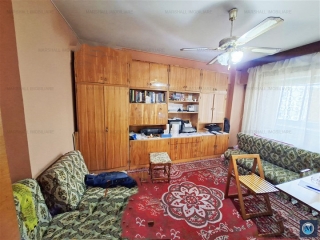 Apartament 2 camere de vanzare, zona Republicii, 51 mp