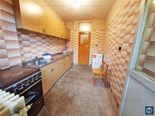 Apartament 2 camere de vanzare, zona Republicii, 51 mp