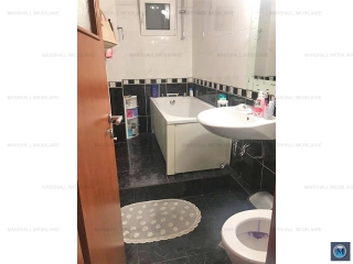 Apartament 3 camere de vanzare, zona Cantacuzino, 72 mp