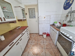 Apartament 2 camere de vanzare, zona Vest, 51.3 mp