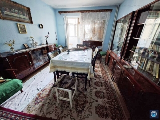 Apartament 2 camere de vanzare, zona Vest, 51.3 mp