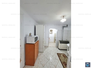 Casa cu 3 camere de vanzare, zona Mihai Bravu