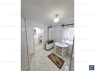Casa cu 3 camere de vanzare, zona Mihai Bravu