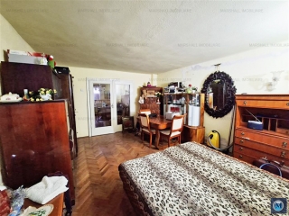 Casa cu 3 camere de vanzare, zona Mihai Bravu