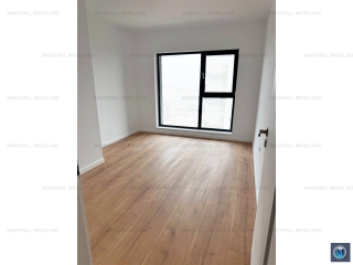 Apartament 3 camere de vanzare, zona Nord, 75 mp