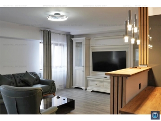 Apartament 3 camere de vanzare, zona Central, 66 mp