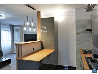 Apartament 3 camere de vanzare, zona Central, 66 mp