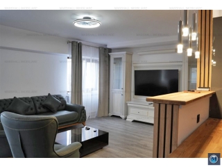 Apartament 3 camere de vanzare, zona Central, 66 mp