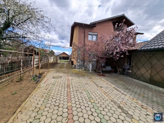 Vila cu 5 camere de vanzare in Paulesti, 300 mp