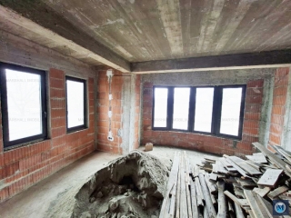 Vila cu 5 camere de vanzare in Tatarani, 100 mp