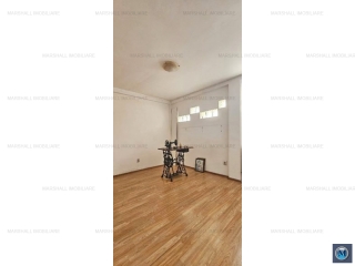 Casa cu 5 camere de vanzare, zona Sud-Est, 60 mp