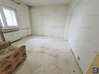 Apartament 3 camere de vanzare, zona 9 Mai, 64 mp
