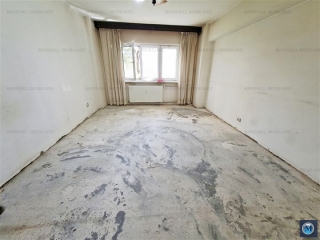 Apartament 3 camere de vanzare, zona 9 Mai, 64 mp