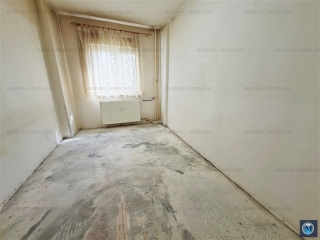 Apartament 3 camere de vanzare, zona 9 Mai, 64 mp