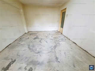 Apartament 3 camere de vanzare, zona 9 Mai, 64 mp