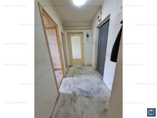 Apartament 3 camere de vanzare, zona 9 Mai, 64 mp
