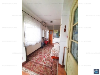 Casa cu 3 camere de vanzare, zona Sud-Vest