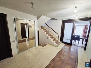 Vila cu 5 camere de vanzare in Paulesti, 380 mp