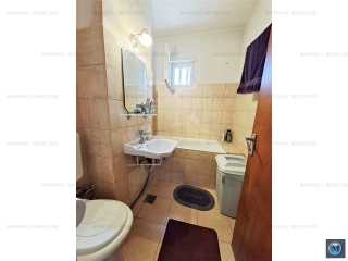 Apartament 3 camere de vanzare, zona Nord, 58 mp