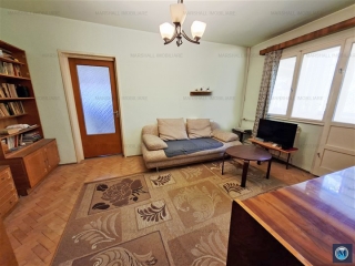 Apartament 3 camere de vanzare, zona Nord, 58 mp