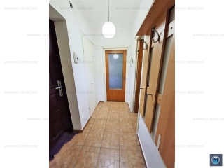 Apartament 3 camere de vanzare, zona Nord, 58 mp