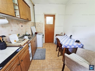 Apartament 3 camere de vanzare, zona Nord, 58 mp