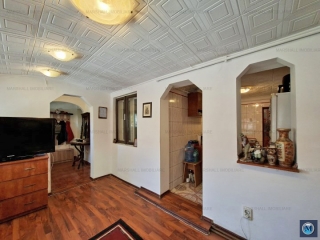 Casa cu 5 camere de vanzare, zona Mihai Bravu, 102 mp