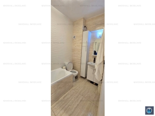 Apartament 4 camere de vanzare, zona Sud-Vest, 103.41 mp