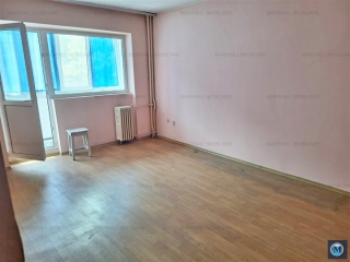 Apartament 3 camere de vanzare, zona B-dul Bucuresti, 64 mp