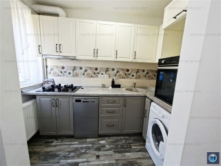 Apartament 2 camere de vanzare, zona Vest, 49 mp