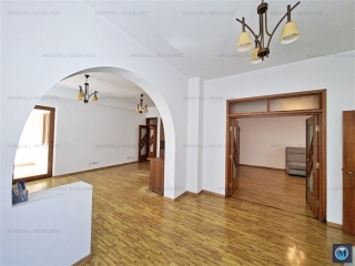 Vila cu 5 camere de vanzare, zona Ultracentral, 217 mp