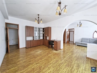 Vila cu 5 camere de vanzare, zona Ultracentral, 217 mp