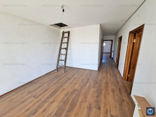 Vila cu 5 camere de vanzare in Tantareni, 200 mp