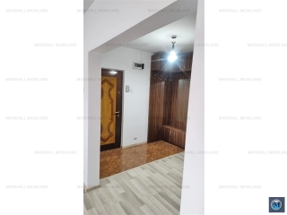 Apartament 3 camere de vanzare, zona Eroilor, 75.44 mp