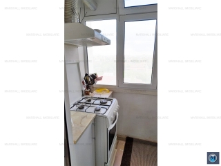 Apartament 3 camere de vanzare, zona Eroilor, 75.44 mp