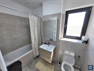 Apartament 2 camere de inchiriat, zona Lupeni, 75 mp