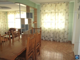 Vila cu 4 camere de vanzare, zona Exterior Est, 140.12 mp