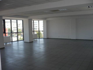 Spatiu  birouri de inchiriat, zona Mihai Bravu, 281 mp