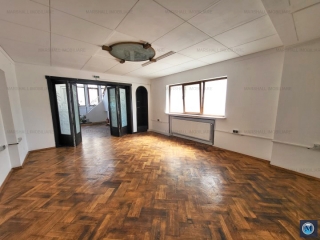 Spatiu comercial de inchiriat, zona Central, 150 mp