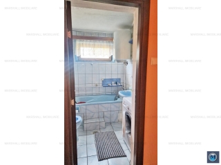 Vila cu 7 camere de vanzare in Olteni, 180 mp